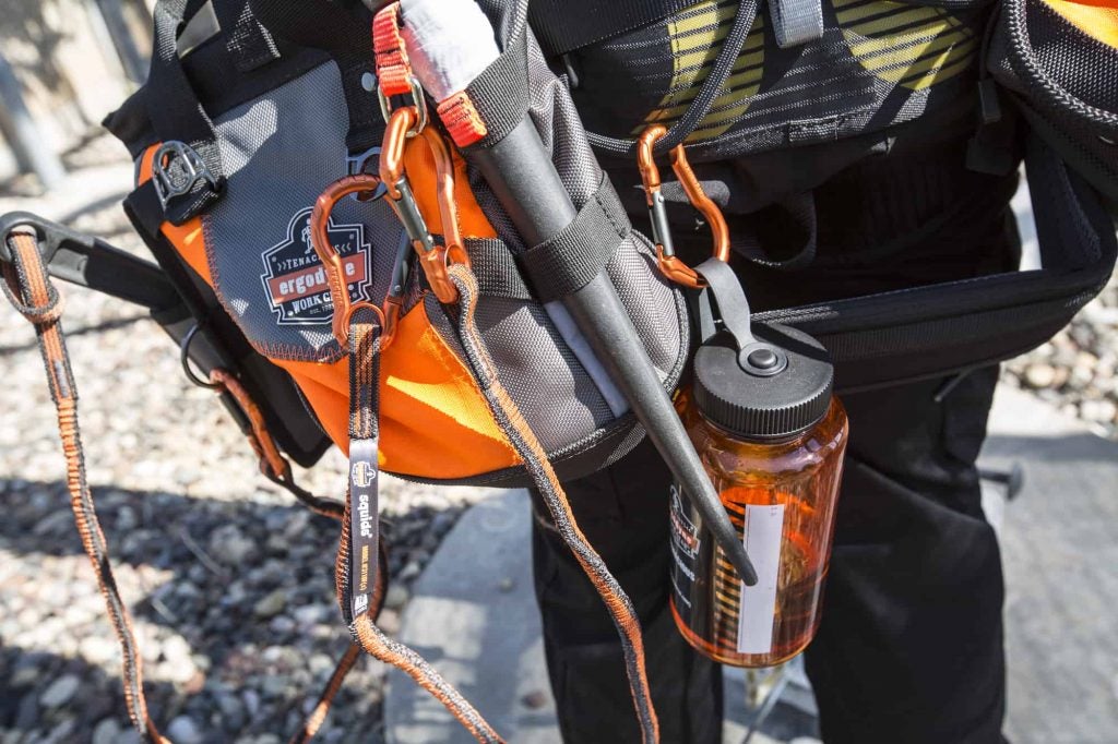 How to Prevent Dehydration on the Job