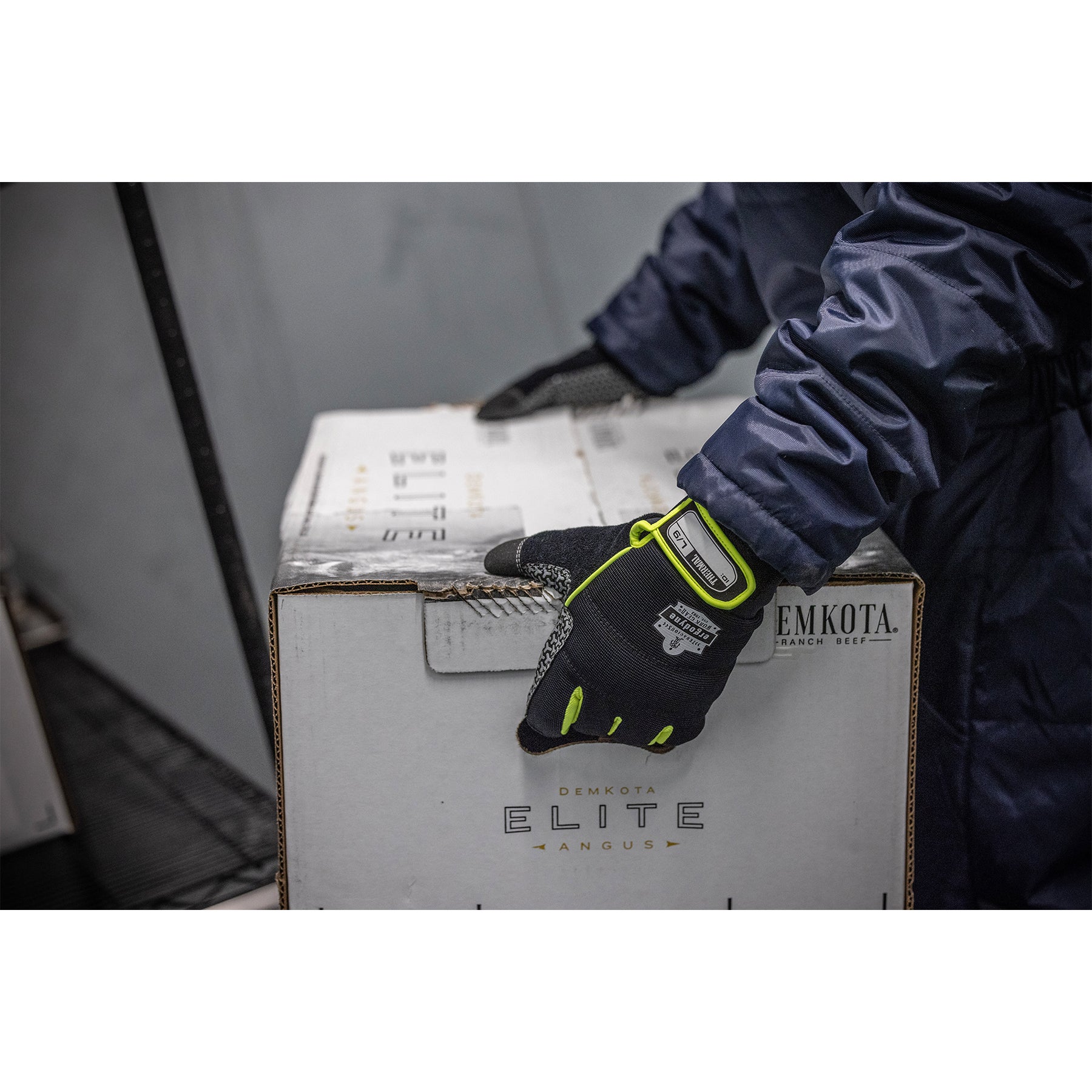 Staying Warm and Safe in the Freezer: The Importance of Insulated Freezer  Wear for PPE Wearers - FreezerWorkWear