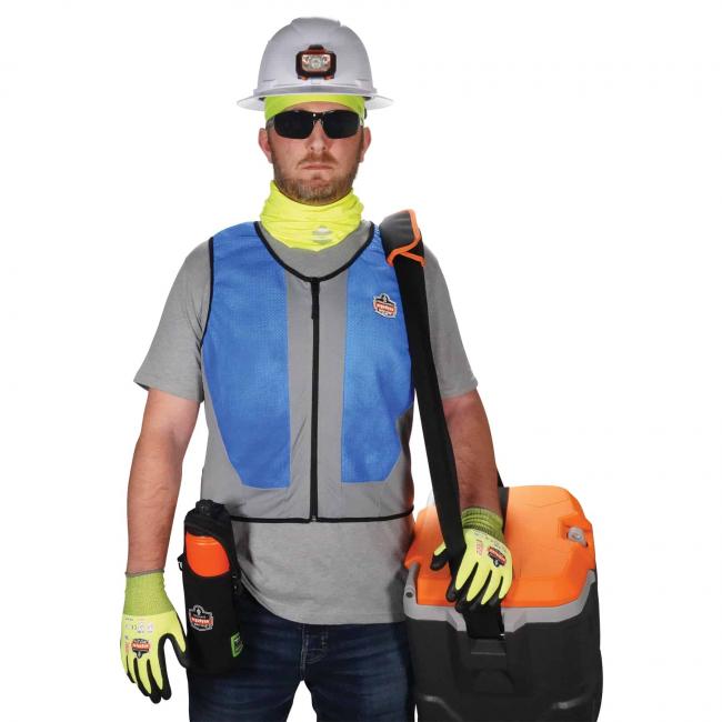 cooling vest on a man image 4