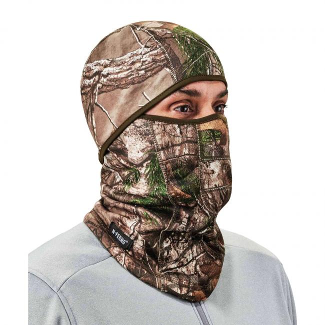Balaclava on model