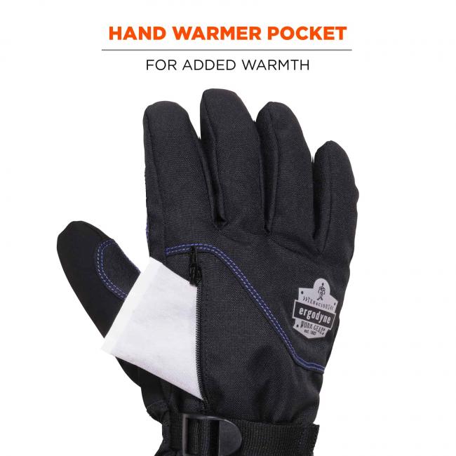 Hand warmer pocket: for added warmth