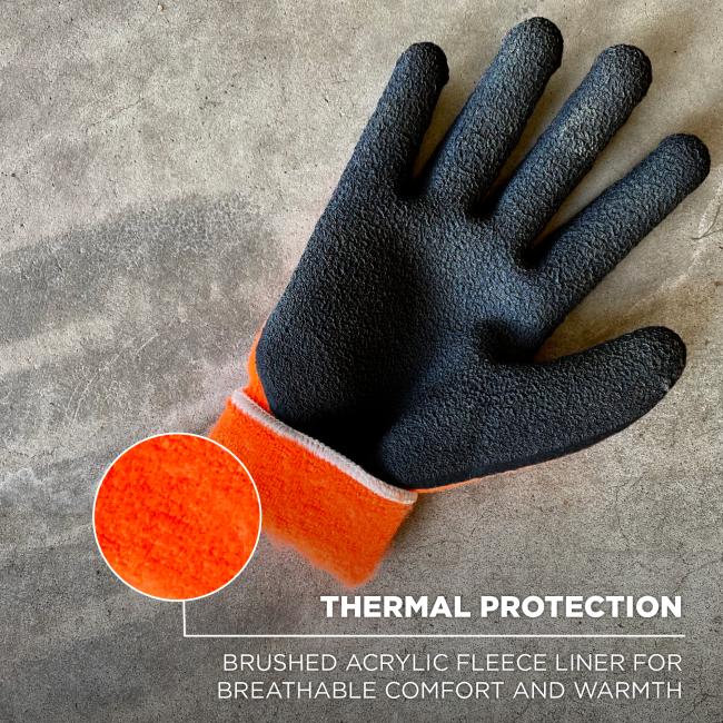 Thermal protection: brushed acrylic fleece liner for breathable comfort and warmth. Image shows fleece inside of gloves .