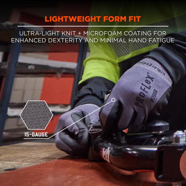 Lightweight form fit: ultra-light 15-gauge knit and microfoam coating for enhanced dexterity and minimal hand fatigue