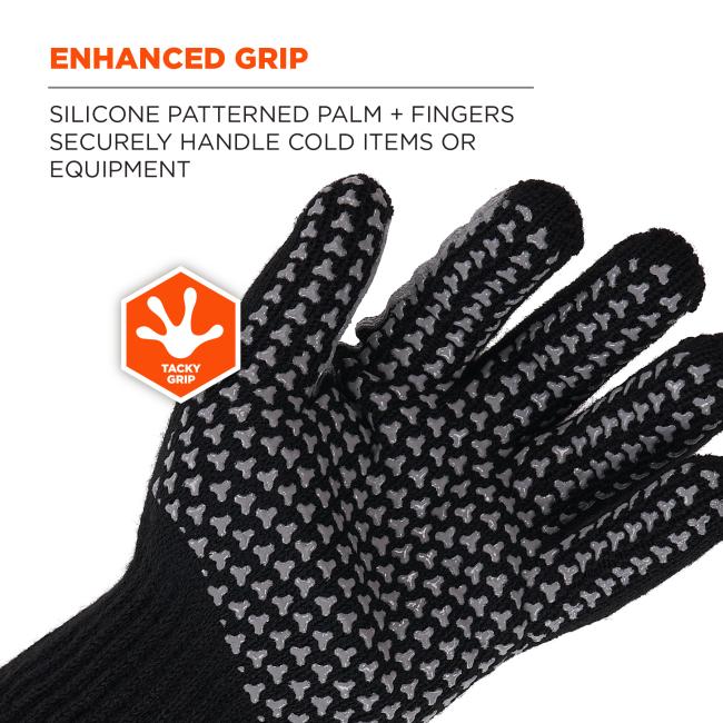 A silicone-patterned palm and fingers provide an enhanced grip, allowing for secure handling of cold items or equipment.
