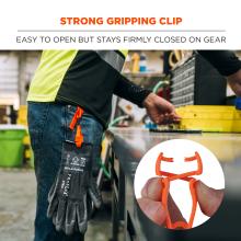 Strong gripping clip: easy to open but stays firmly closed on gear